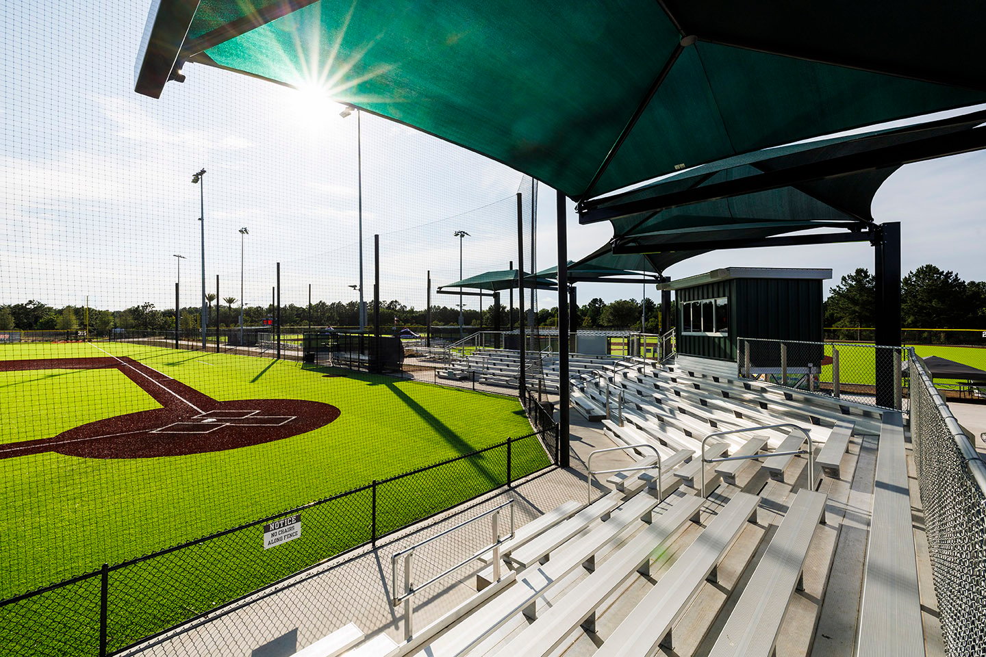 Fort Family Park-FL-Shade-Wraparound Cantilever-039-Web